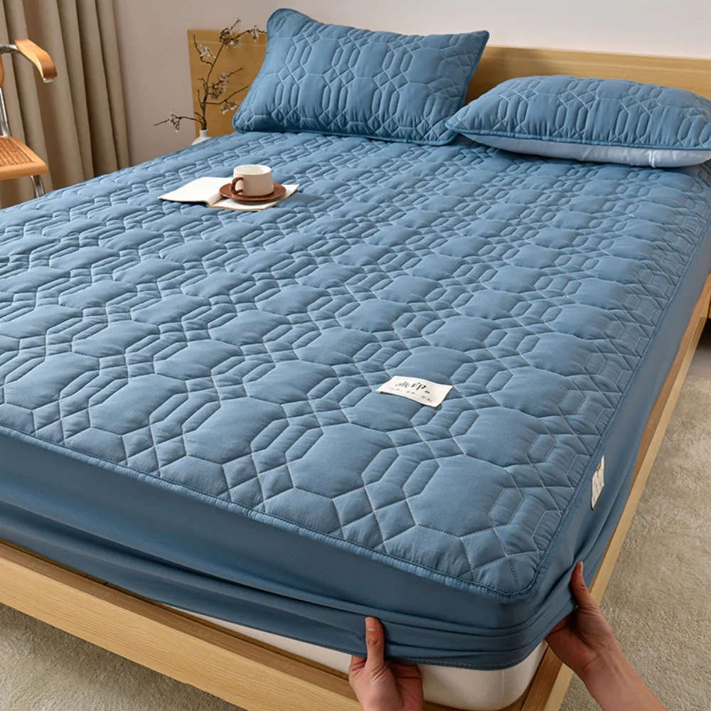

Solid Color Soft Quilted Mattress Cover Soft Skin-friendly Breathable Thickened Fitted Sheet with Elastic Band Machine Washable