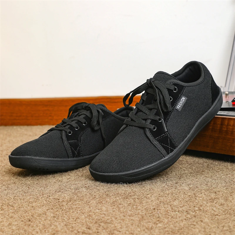 Nuove scarpe Unisex più larghe Mesh traspirante uomo scarpe a piedi nudi a punta larga appartamenti di marca morbida suola a goccia Zero Sneakes con punta più larga di grandi dimensioni