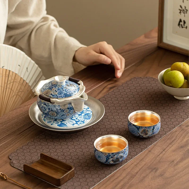 Jingdezhen Ceramic Teapot Set with Two Cups Handmade Liuyin Flower Design Portable Travel Tea Kit Elegant Gift Box for