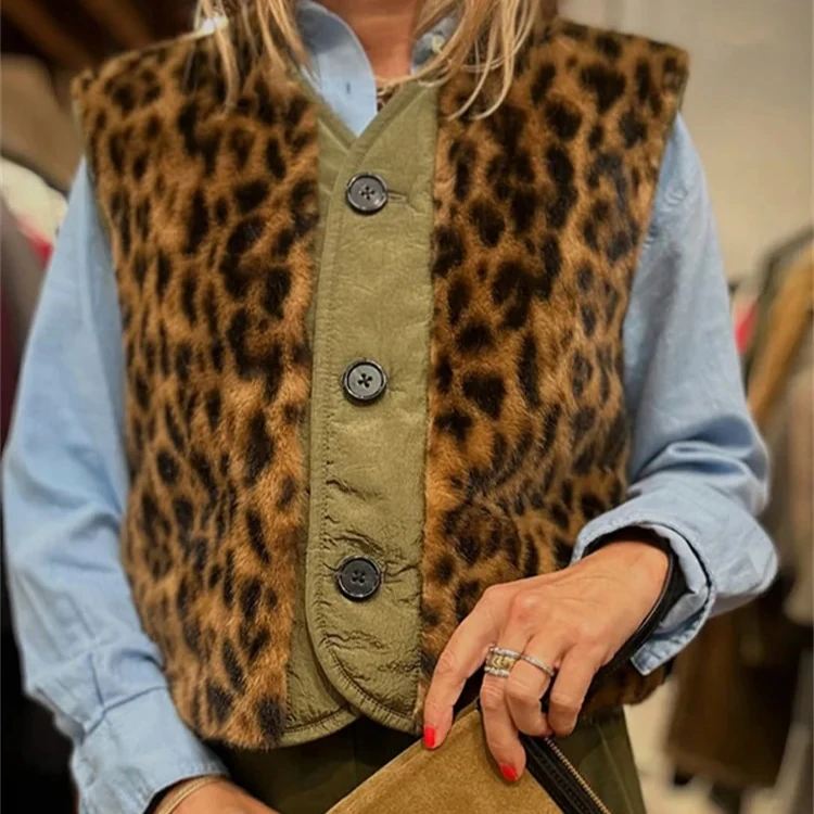 

Leopard Print Reversible Women's Short Vest Coat with Buckle Faux Fur Single Breasted Fall Winter Jacket