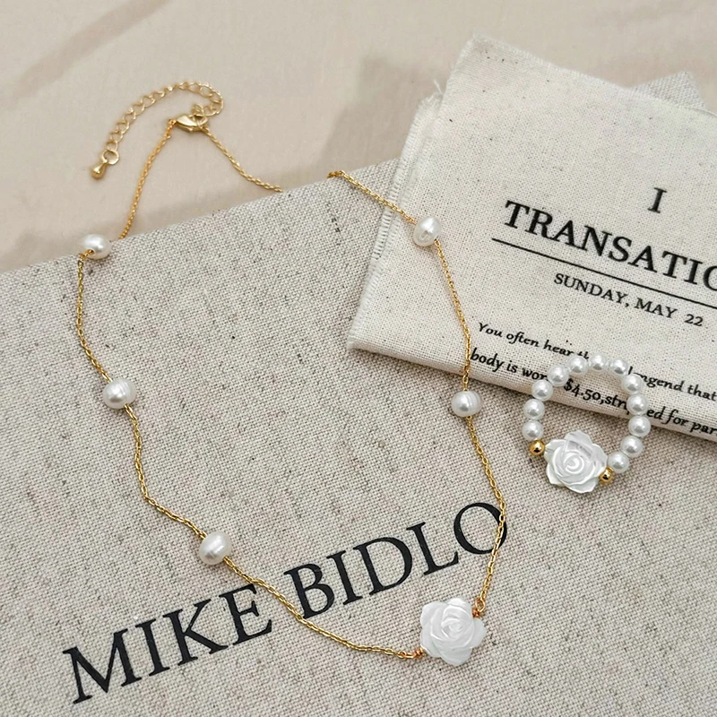 

PONYKISS Tibetan Silver Freshwater Pearl Shell Flower Chain Necklace for Women Cute Fashion Jewelry Minimalist Plant Accessories