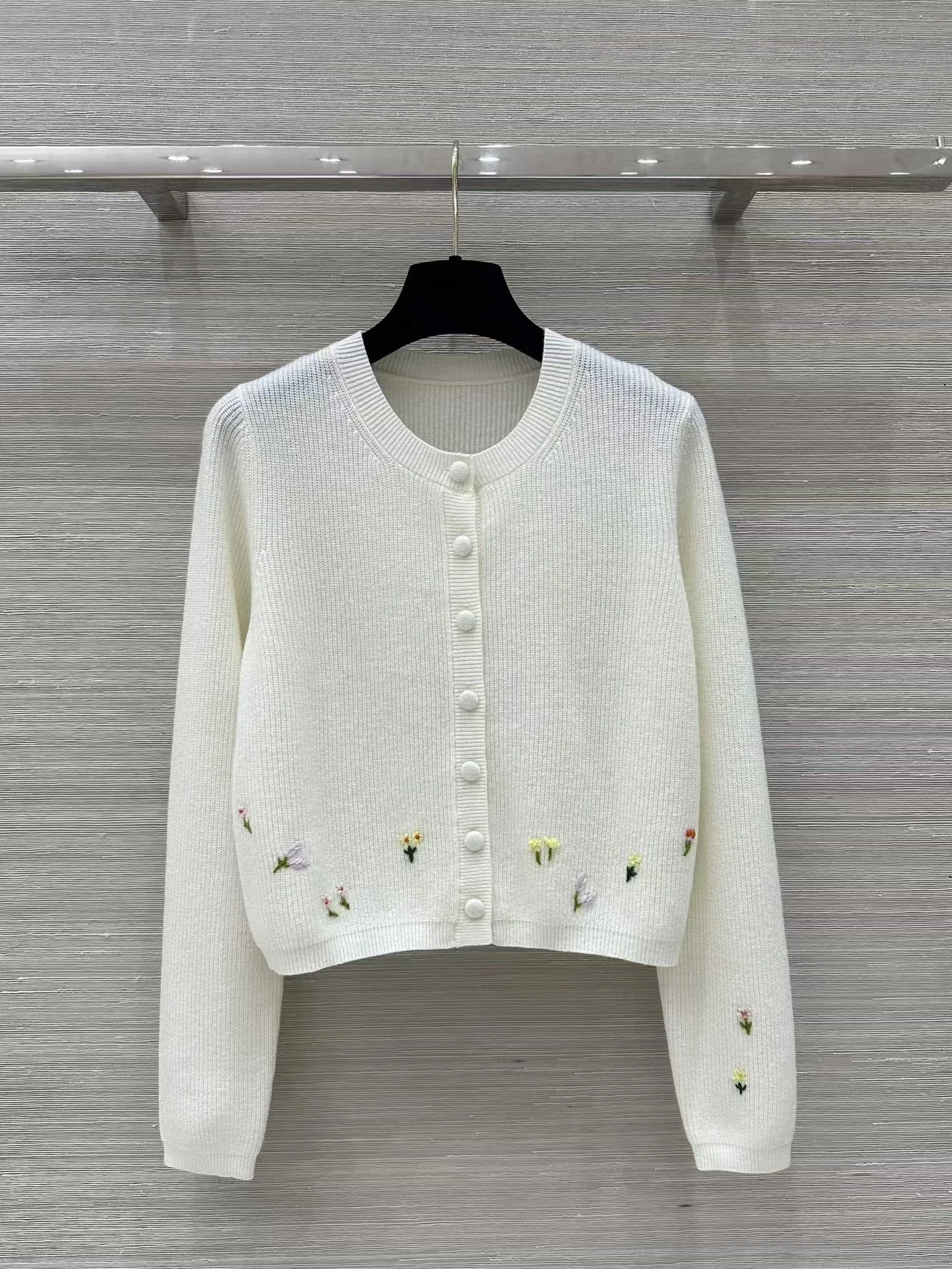 

High end customized women's round neck cashmere cardigan