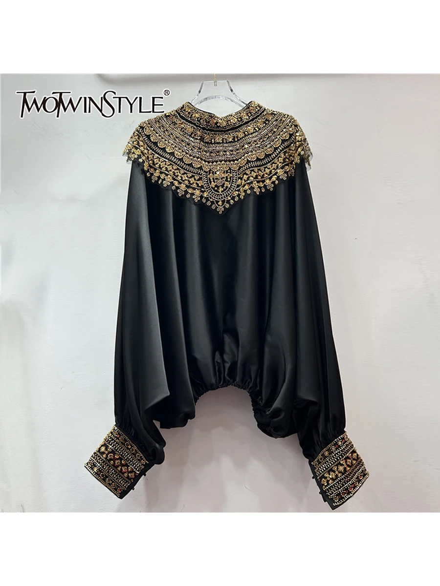 

TWOTWINSTYLE Hit Color Spliced Sequines Loose Blouse For Women O Neck Long Sleeve Casual Chic Shirts Female Fashion Clothes New