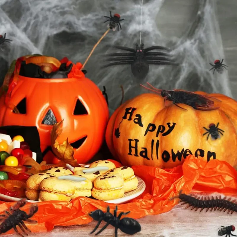 

150pcs Realistic Bugs Cockroaches Spiders Scorpions Plastic Fake Insects for Halloween Party Fool's Day Trick Prank Toy Decor