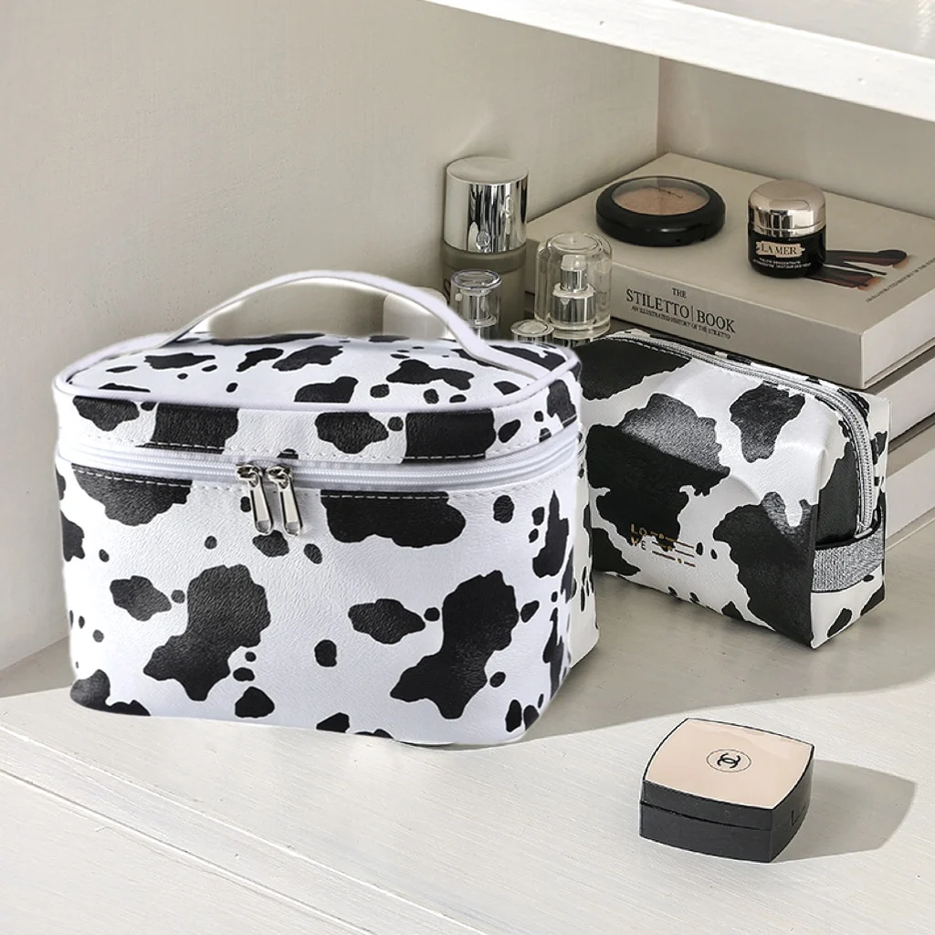 Cow Print Waterproof Makeup Bag – Women’s Travel Toiletry Organizer with Handle, Cows Pattern Cosmetic Storage Pouch