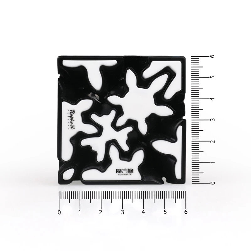 QIYI Crazy Gear Magic Puzzle Cube Toy Stickerless WholeSale Price Easy Learning Smart Wisdom Cubo Magico Magic Photo Cube