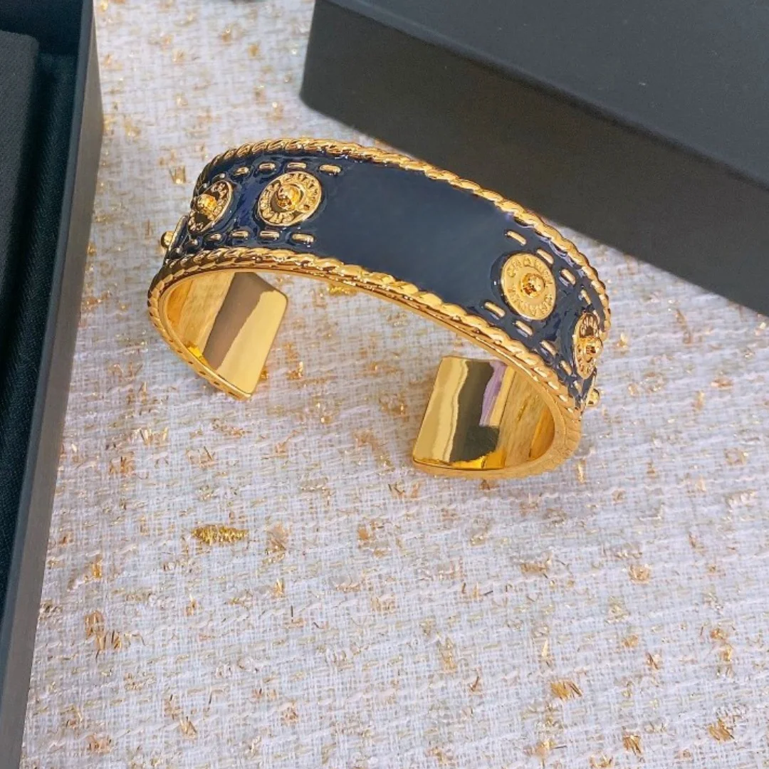 European and American fashion brand high quality personality cowboy new bracelet