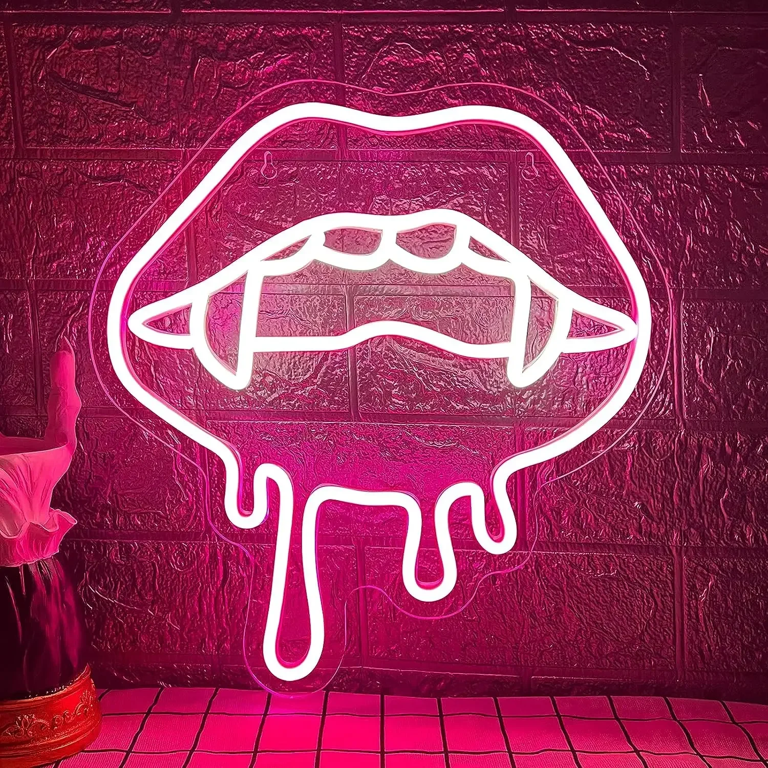 Vampires Lips Neon Light for Wall Decor for Party Aesthetics Decoration Creative Neon Sign for Unique Gift Bedroom Bar Room Art