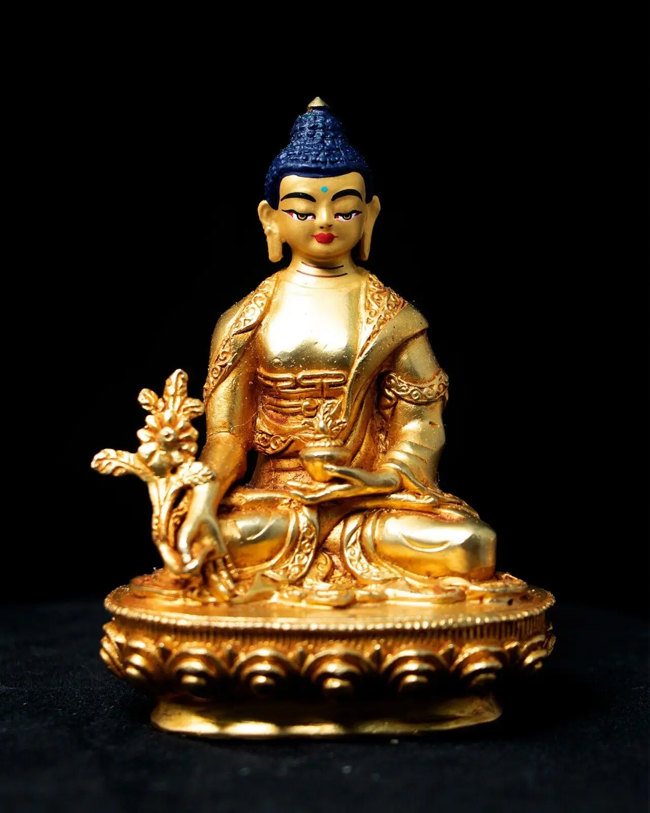 

Tibetan Gold Face Lord Medicine Buddha Gold Plated Copper Statue Sculpture free
