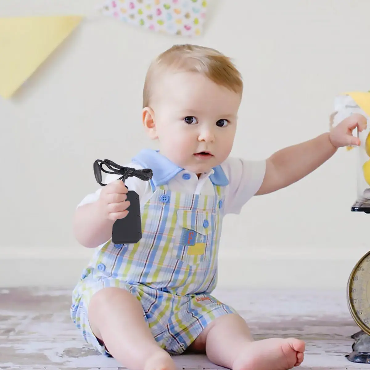 

1pc Dog Tag Teether Grey Durable Baby Molar Training Soft Chew Necklace For Teething Relief Autistic Kids Wearable Pendant Baby