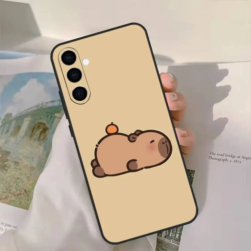 Bonita funda de teléfono con dibujos de capibara para Samsung GalaxyA13,21s,22,31,32,52,53,71,72,73, funda negra suave