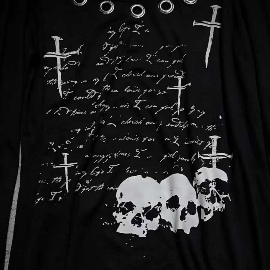 

Metal Ring Gothic Y2K T Shirts Women Autumn Long sleeves Punk Kpop Vintage Casual Tops Hot Girl Harajuku Emo Girl Grunge T Shirt