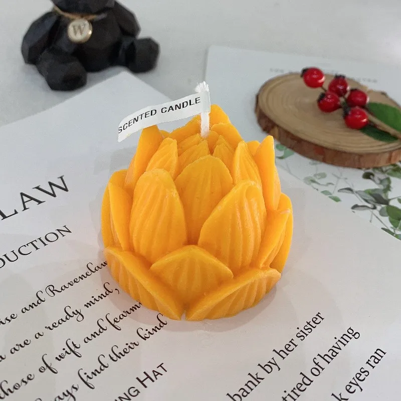 

Lotus Flower Scented Candle Handmade Craft Fragrance Diffuser Ornament Soy Wax Aromatherapy Decoration