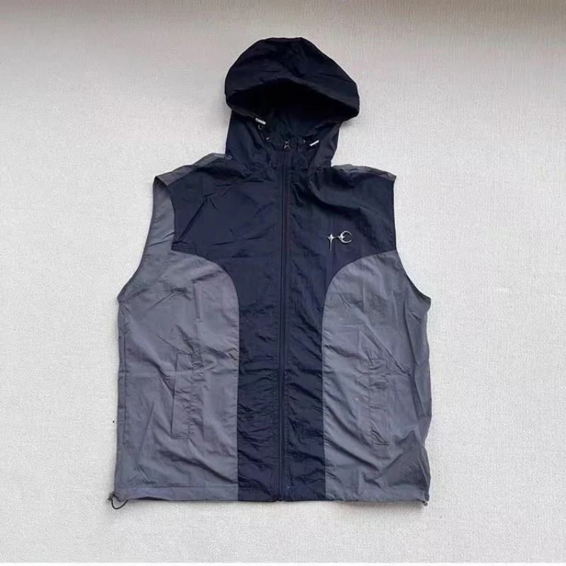 Summer Outdoor Men's Women's High-quality 1:1 hug Club Locomotive Splice Hooded Vest Punching Jacket Sunwear