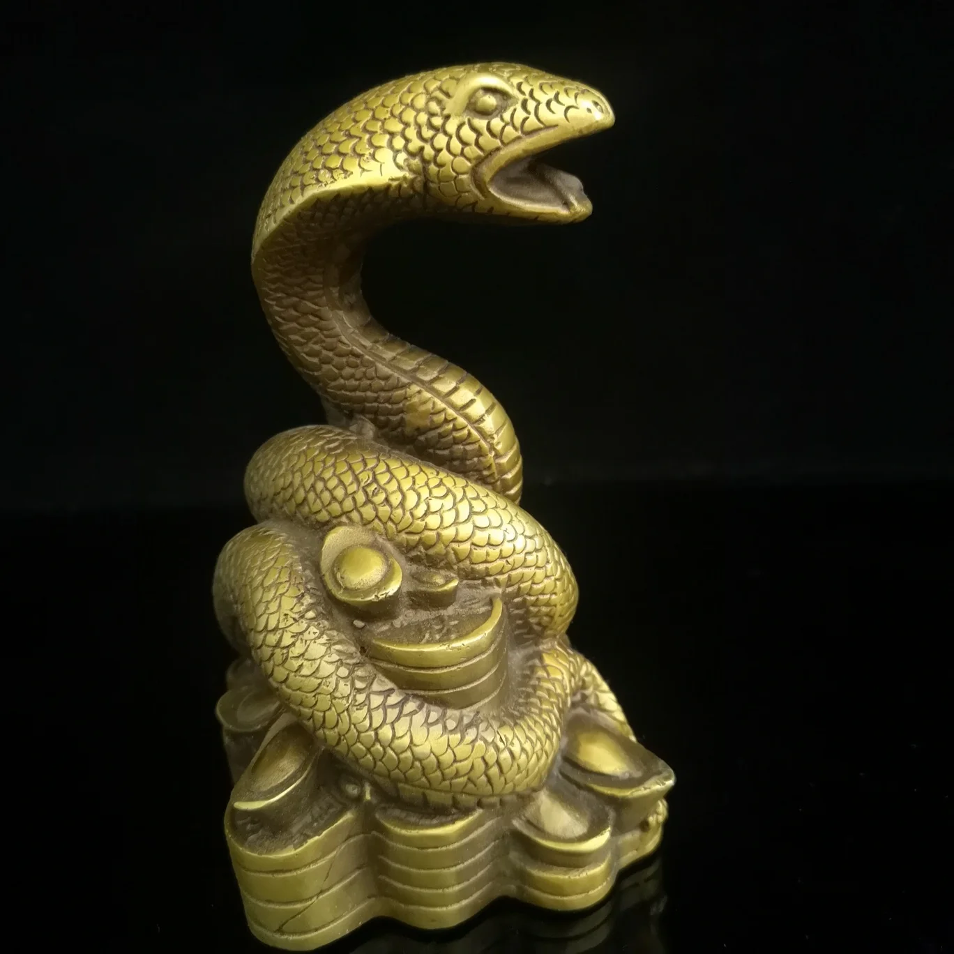Cobra Python Statue Simulated Snake Decorative Statue Feng Shui Home Decoration Accessories Halloween Gift Tea Pet Brass Crafts