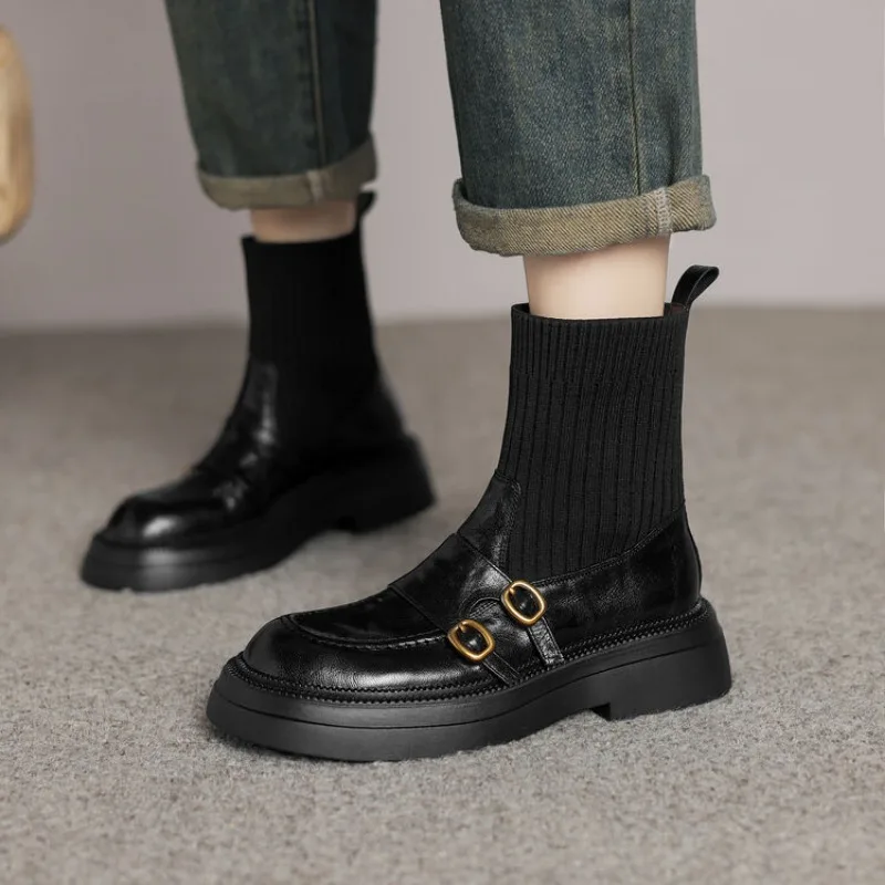

New Casual Sheepskin Retro Chimney Boots European American Low Heel Black Commuting Shopping Short Plush Warm Ankle Boots 41