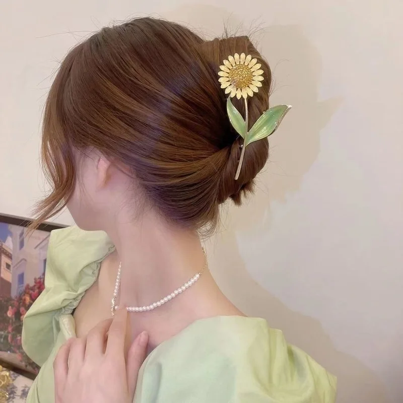 Pinza para el pelo grande con forma de flor de girasol para mujer, pinza para el pelo de tiburón de Metal grande de Corea, tocado a la moda, 2022