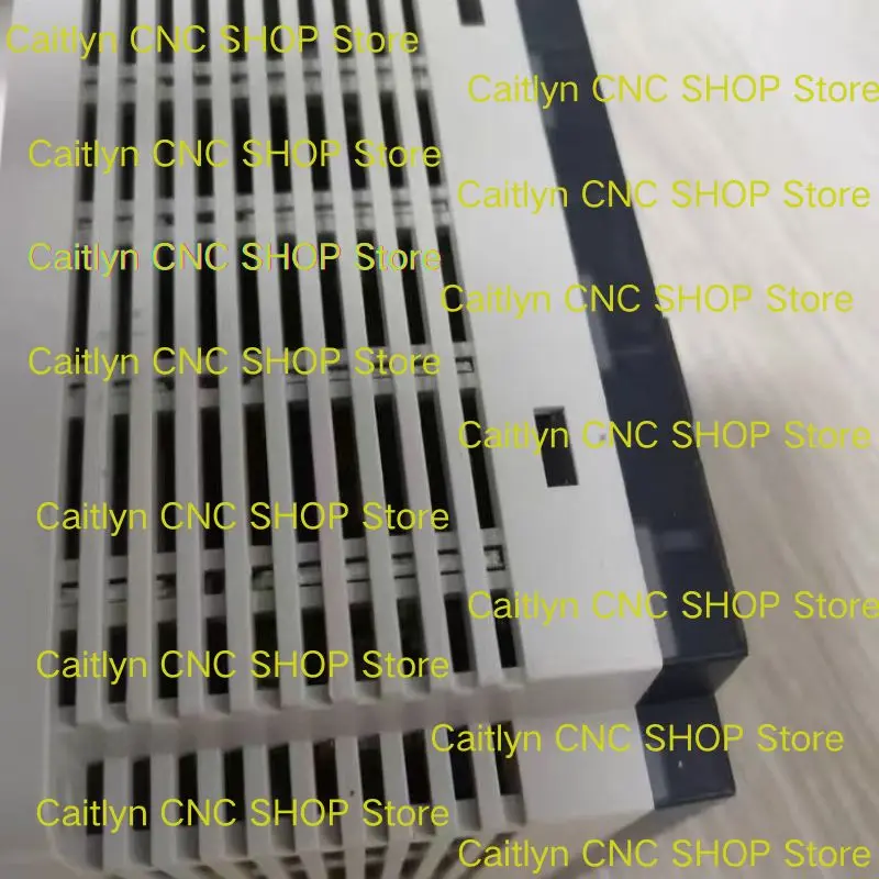 Second hand V680-CA5D02-V2 programmable controller tested OK and shipped quickly