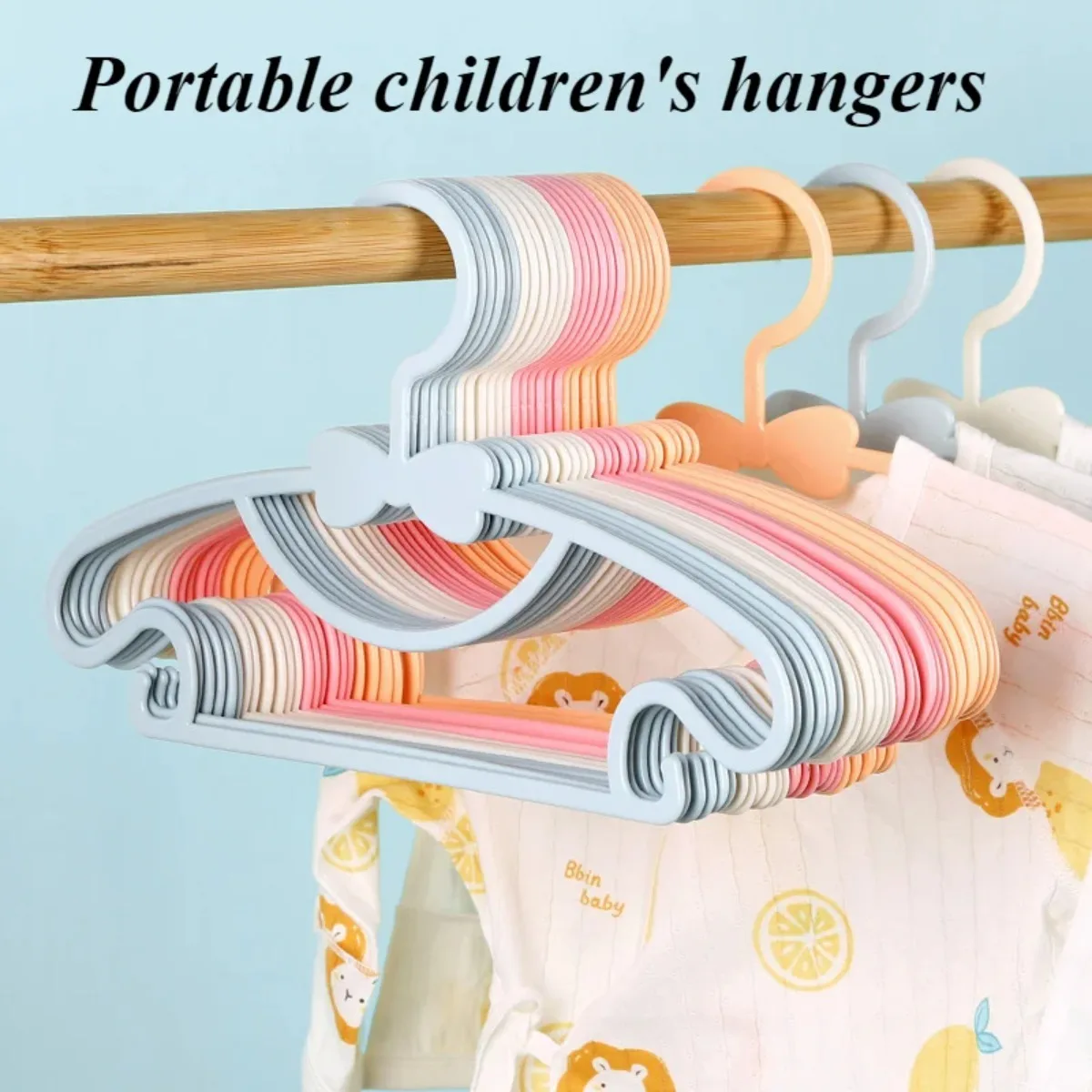 10pcs Kids Plastic Hanger with No Trace for Children To Air Clothes Portable Windproof Hanger for Baby Clothing Organizer