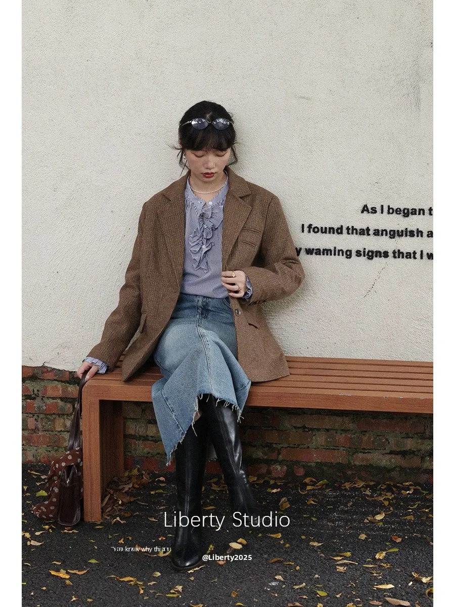 カジュアル厚手秋冬新作通勤スタイルレディーススーツジャケットスタンダードフィット4つボタンカフポケット暖かい長袖