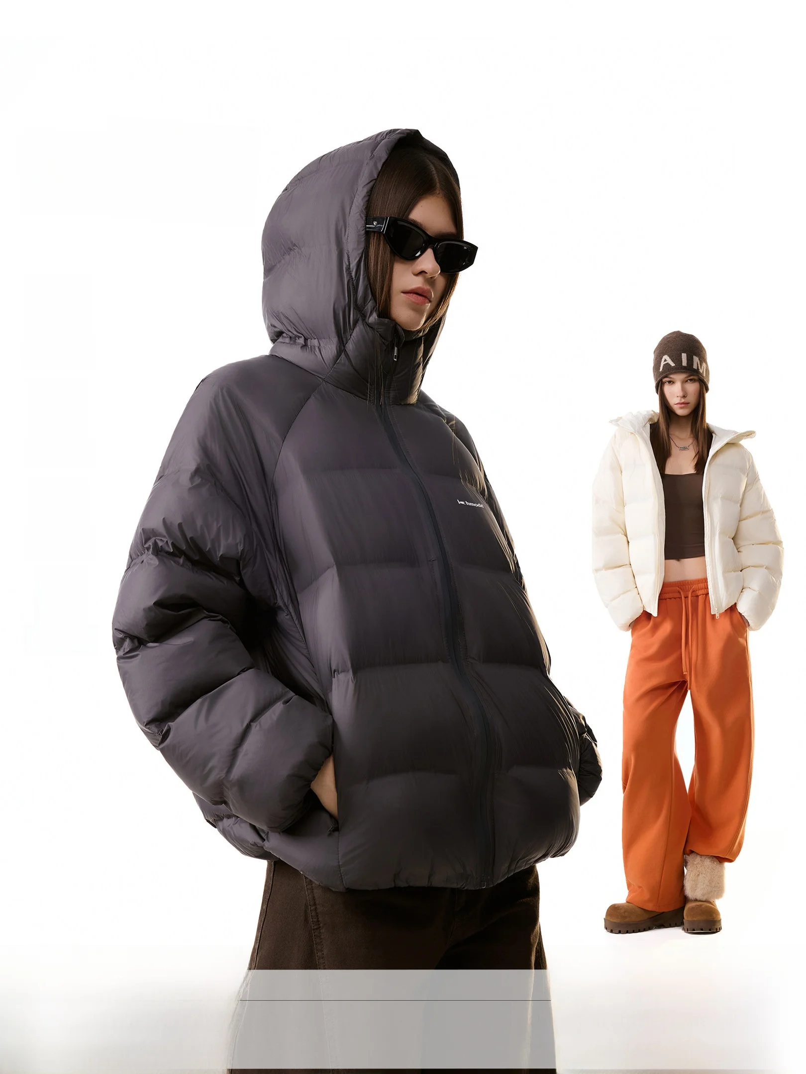 White Duck down Puffer Jacket Women's Winter Warm Bread Coat with Hat Small Turtle Back Rib Bone Design Non Detachable Hat