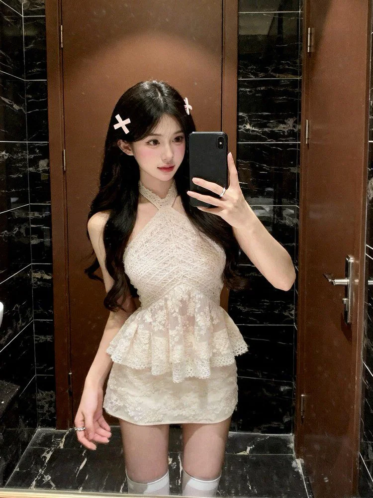 

Pure Desire Sexy Missy Style Halter Top And Skirt Set Women Summer Sweet Design Two Piece Set Lace Short High Waist