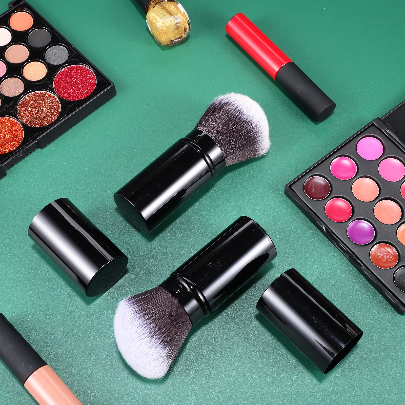 2Pcs Retractable Makeup Brush Set Soft Powder Blush Brush Portable Travel Face Makeup Tools Handle Powder Applicator