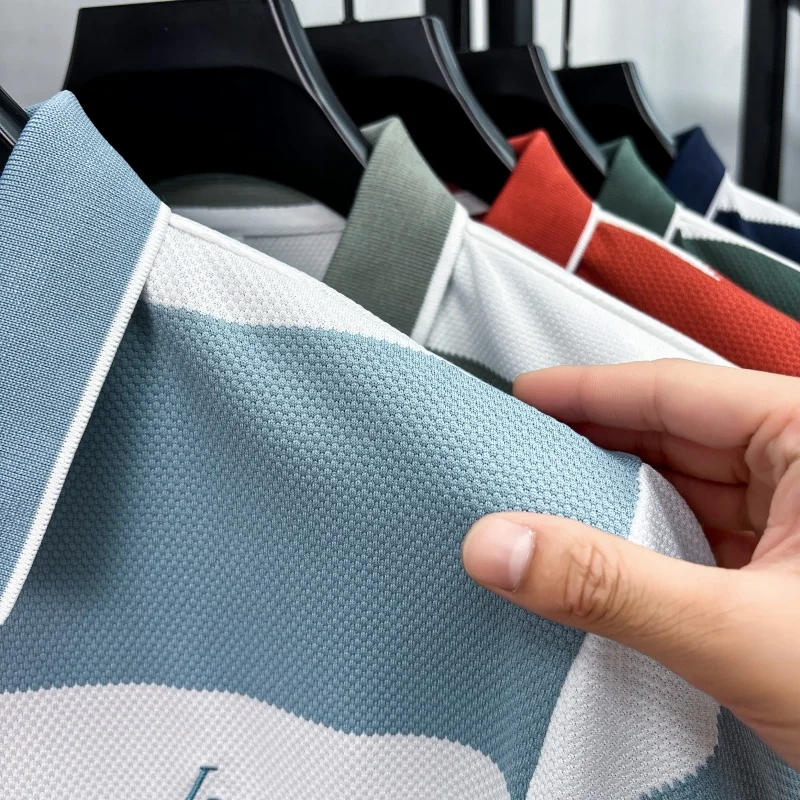 Modisches gestreiftes, farblich abgesetztes Kurzarm-Poloshirt für Herren High-End-Marke Pony-Stickerei Sommer, Golf, Freizeit, neues T-Shirt mit halbem Reißverschluss – Detail 19