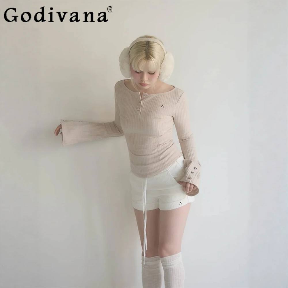 

Японский милый приталенный вязаный пуловер с расклешенными рукавами, жилет, комплект из 2 предметов, весна-осень, новинка 2025 года, женские свитера с открытыми плечами