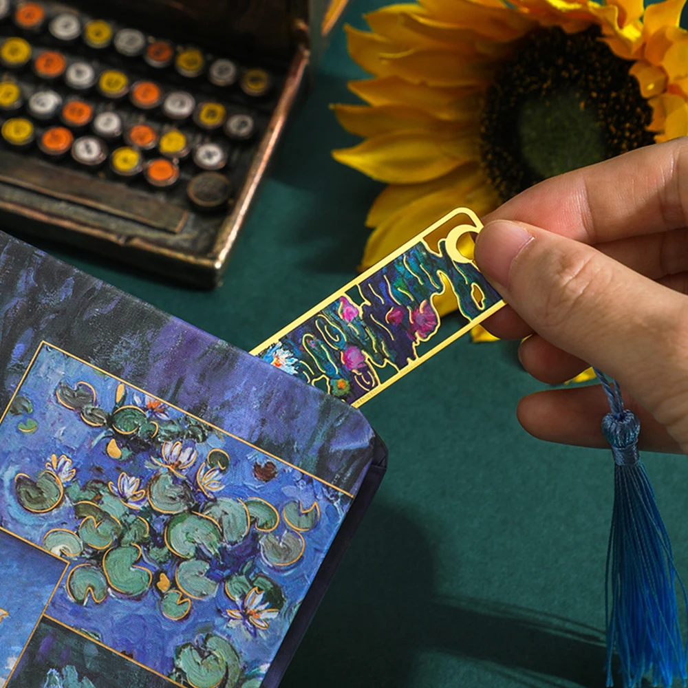 Hollow Flower Metal Bookmark Exquisite Water Lilies/White Roses/Sunflowers/Luan Tail Flower Bookmark Student Reading Stationery