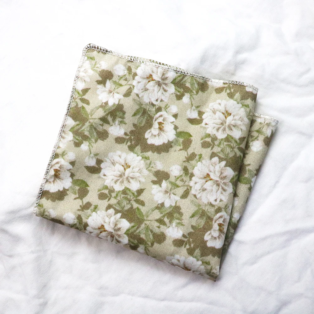 ผ้าเช็ดหน้าผู้ชายลายดอกไม้สีสันสดใส ดีไซน์ใหม่ปี 2025 ผ้าฝ้ายคุณภาพดี พร้อมกระเป๋า  สีชมพู สีเขียว สำหรับงานแต่งงาน งานปาร์ตี้  ชุดเจ้าบ่าว  อุปกรณ์เสริมชุดสูท