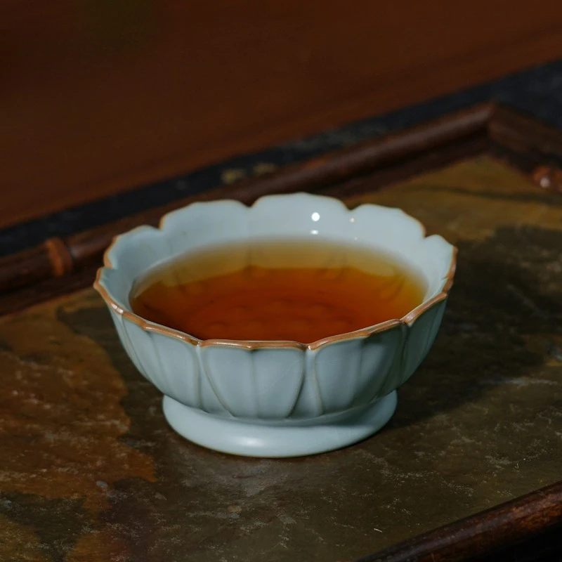 

Lotus Heart Cup Master Cup Single Cup Retro Teacup Ceramic Teacup Kung Fu Tea Celadon Tea Set, Free Gift Box 110ml