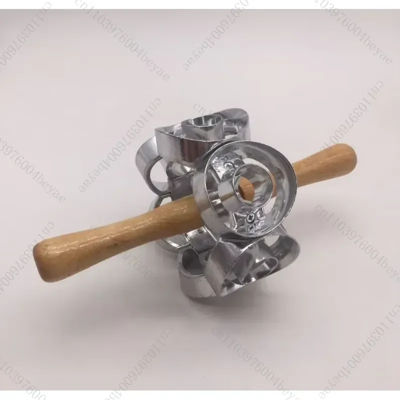 donut-cutting-roller-baking-and-pastry-making-tools-for-making-delicious-donuts