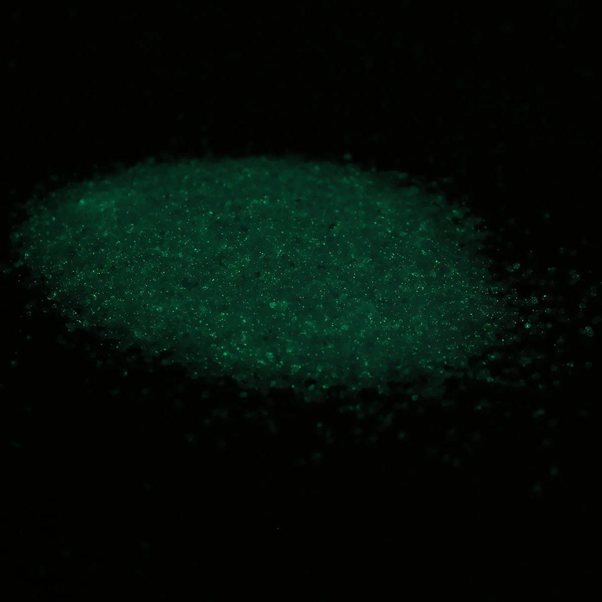 

2 Pack Luminous Sand Powder Bright Ultraviolet Light Fluorescent Purple Nail Glitter