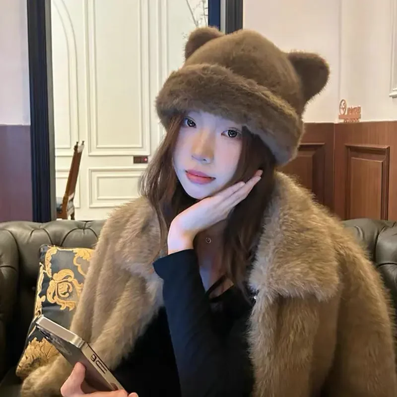 Nuevo gorro Retro de felpa con orejas de gato, gorro grueso y cálido a prueba de frío para invierno, gorro con protección para los oídos cálido y frío a la moda de Color sólido Simple