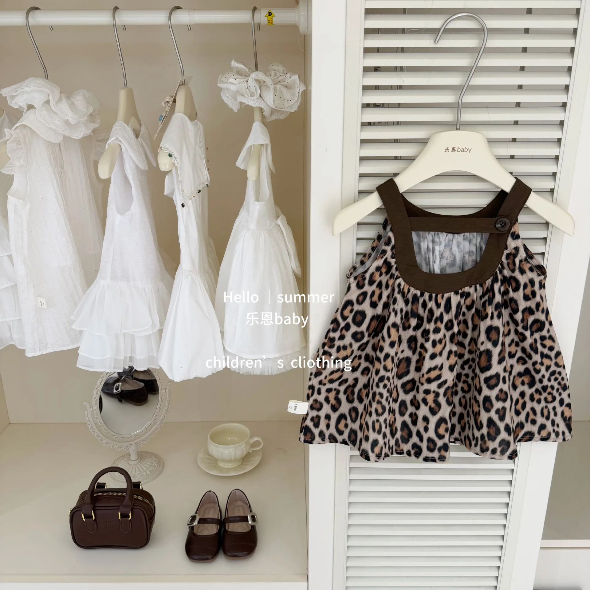 2026 Sleeveless New Girl's Retro Leopard Pattern Hanging Neck Strap Skirt Summer Baby Treasure Dress
