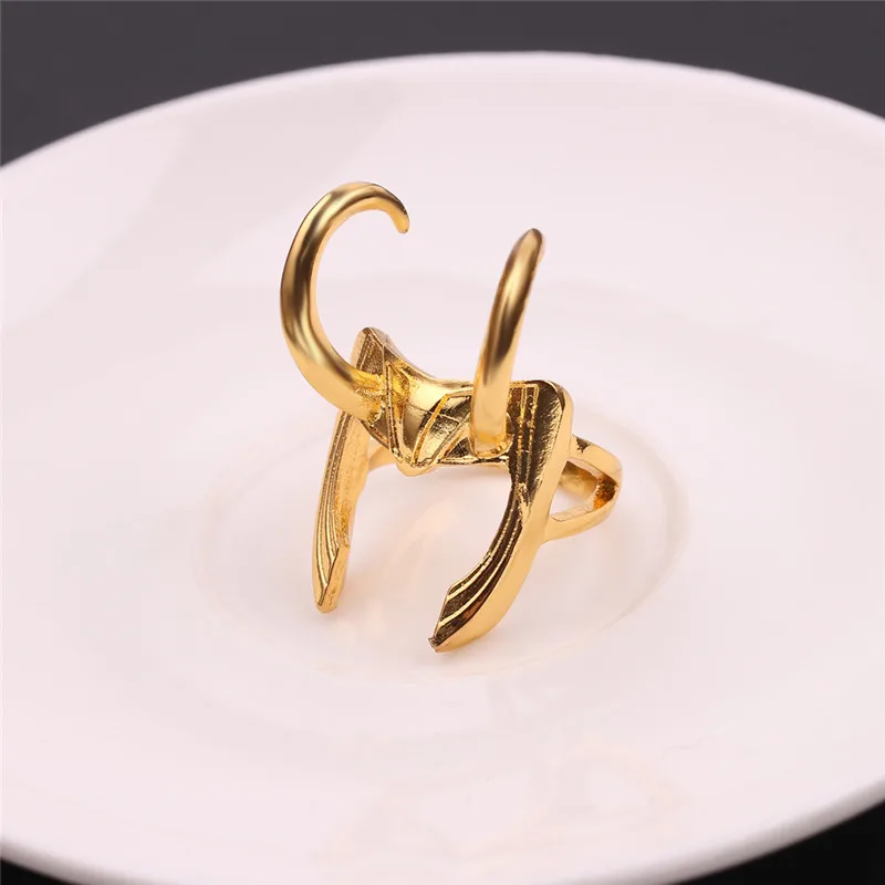 Marvel Anti Hero Loki Ring for Fans, Gold Color Helmet Finger Rings, Avengers Creative Jewelry, Simple Fashion Accessories