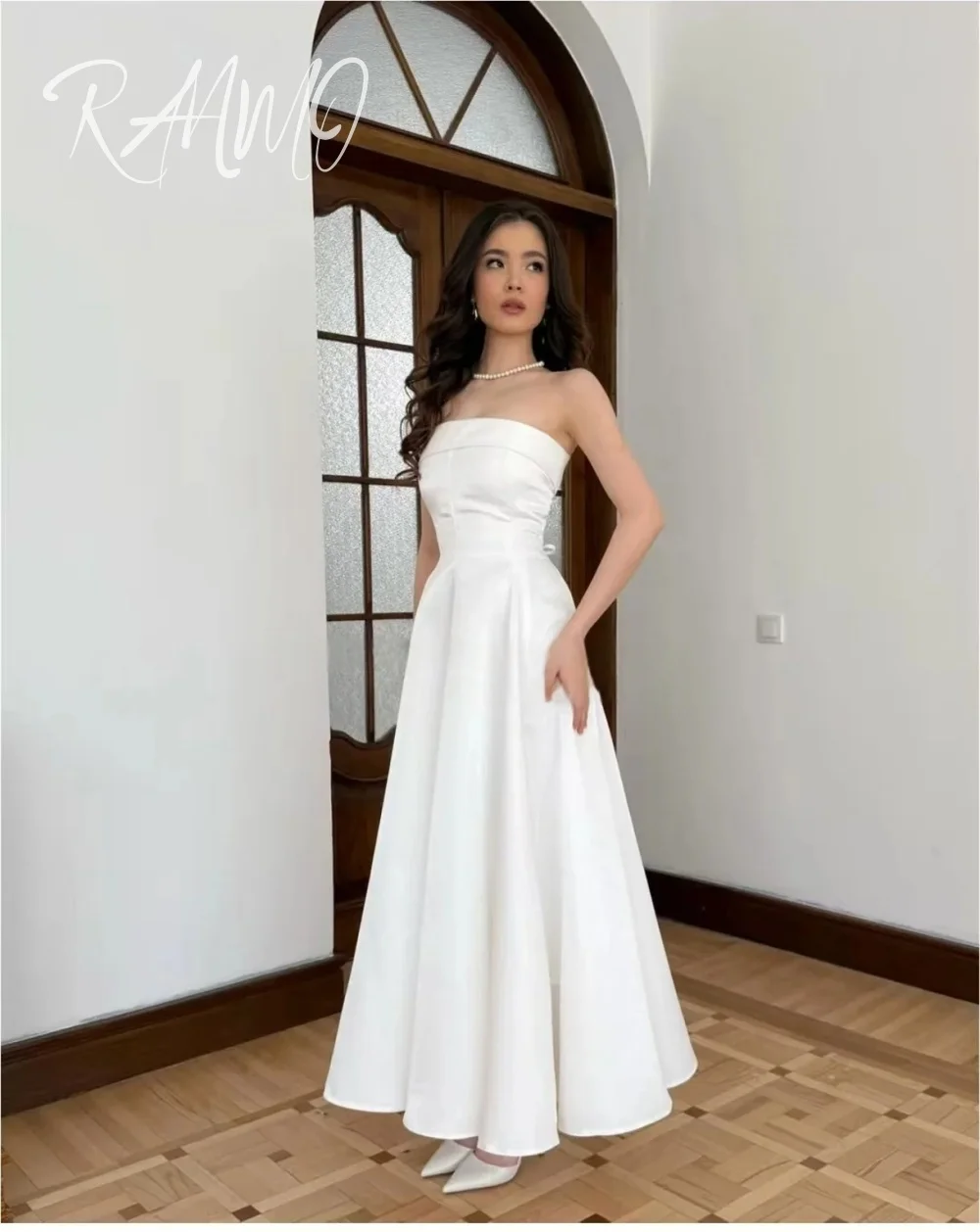 فستان زفاف Ranmo مخصص بسيط بدون حمالات من الساتان على شكل حرف A بدون أكمام وأربطة من الخلف بطول الكاحل ذيل محكمة فستان زفاف 2025