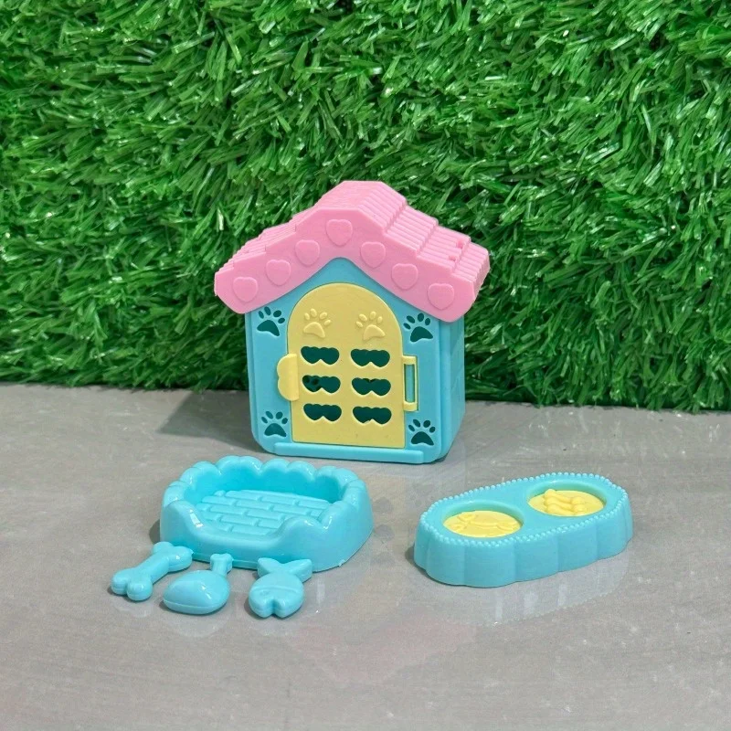 مجموعة واحدة من الجراء الصغيرة العشوائية مع ملحقات بيت الدمى - ديكور بيت الحيوانات الأليفة DIY، ألعاب بيت لطيفة لمشهد المنزل، هدية العيد