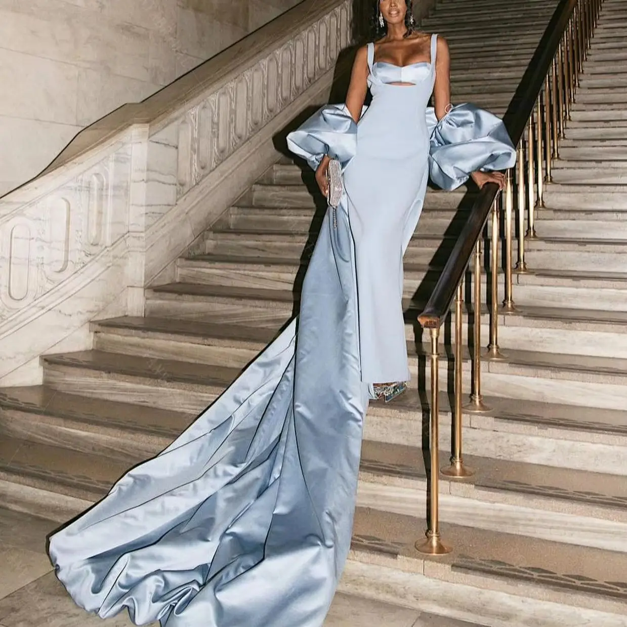 

Голубая накидка из тафты с: пышными короткими рукавами, длинной курткой, женское модное пальто DJ298