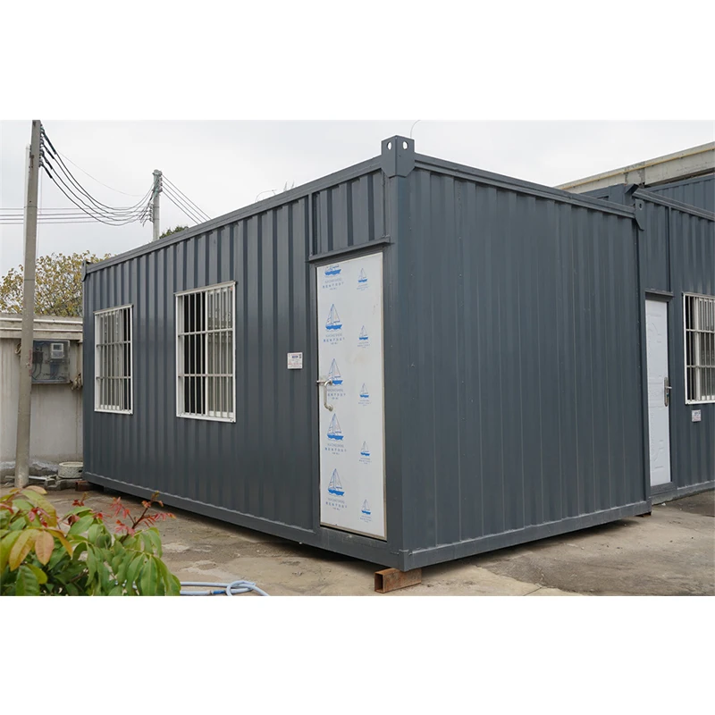 The wave rock wool board container house has a simple and firm structure and is suitable for the construction site scenic factor