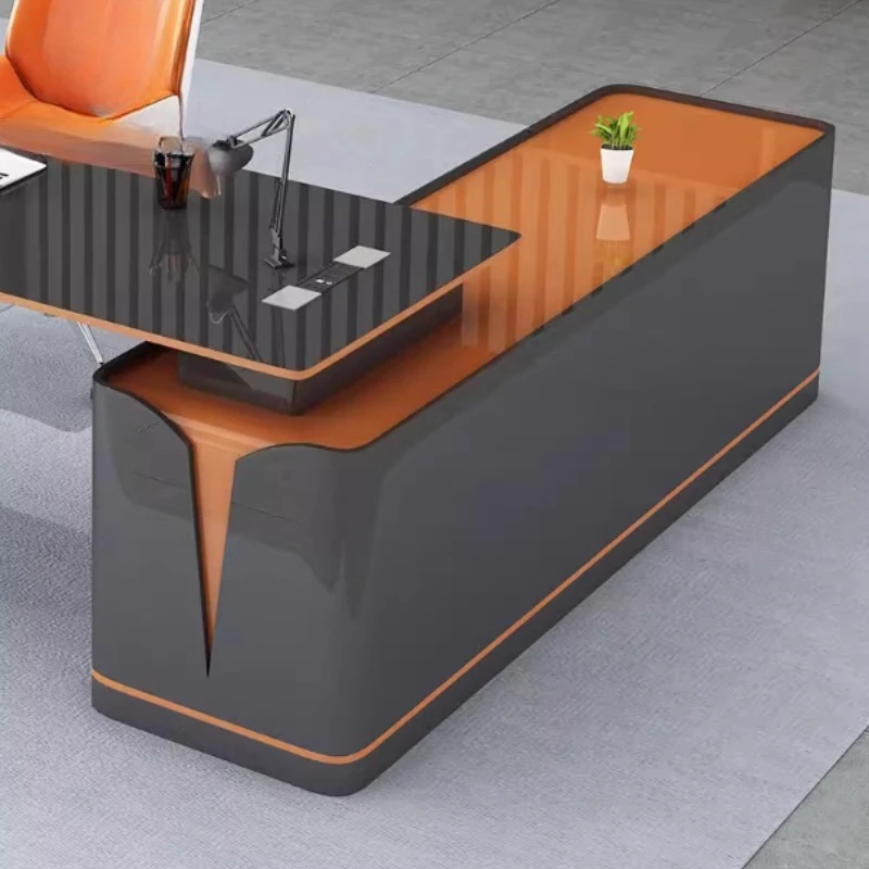 Рисунок 4 - Компьютерный офисный стол для хранения