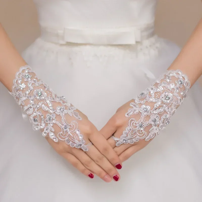 Wedding Bride Lace Gloves Fingerless Bridal Gloves Rhinestone Glove Short Party Prom Glove Accessories for Women Bride