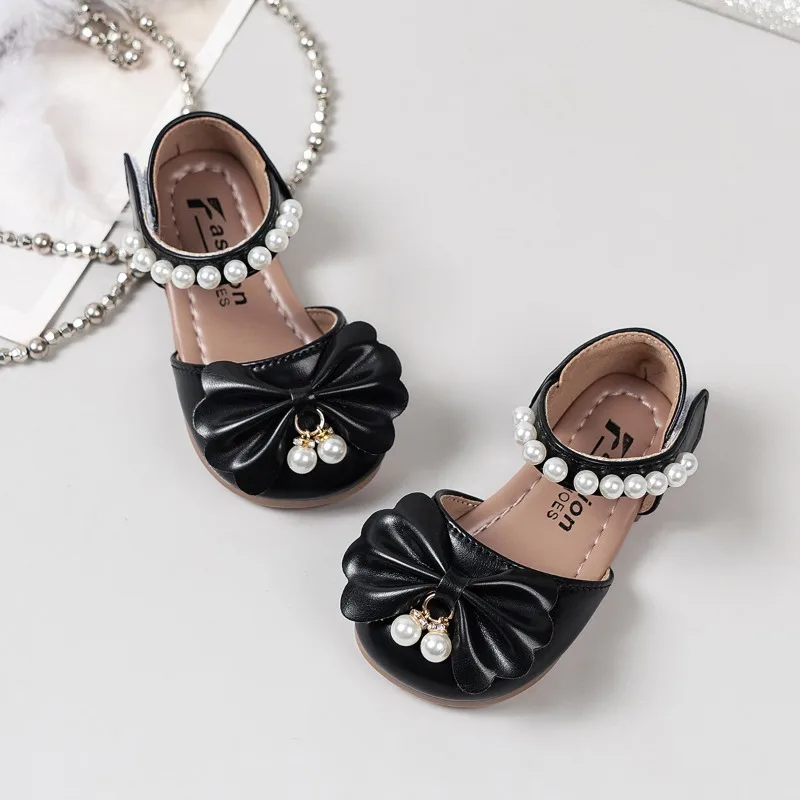 

2026 Elegant Bowknot Sweet Fashion Kids Sandals Girls Causal Princess Flat Sandals School Soft Children Performance Sandals