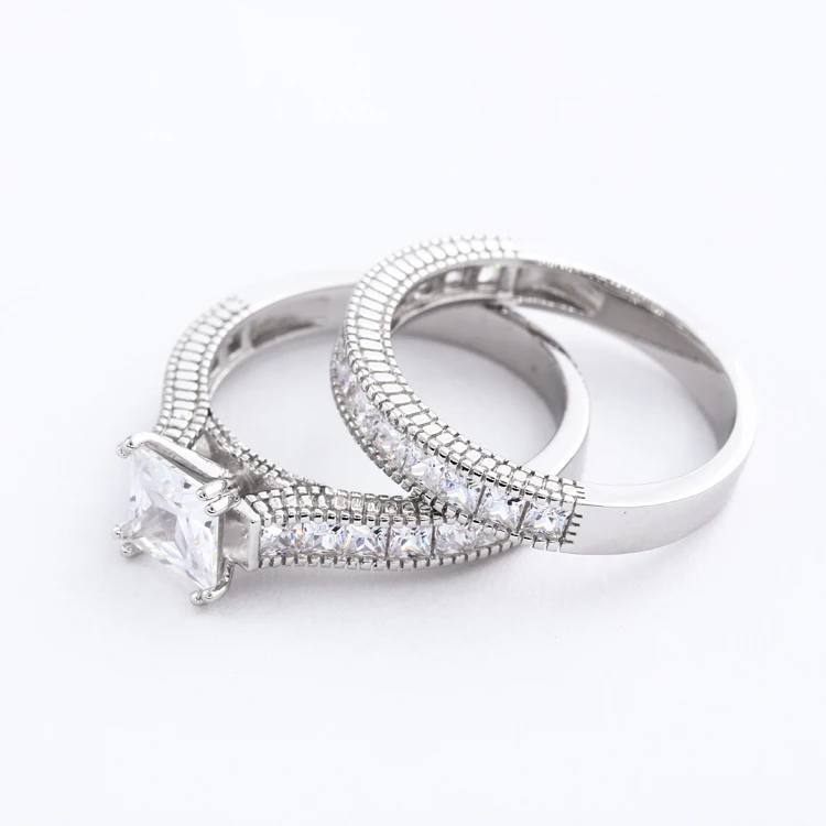 

Hot Sell Stunning 925 White Gold Plated Ring Fashion CZ Forever Love Eternity Wedding Ring