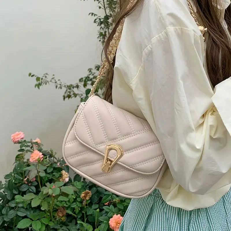 TRSYPHXM Chain bag for women 2024 new style texture and temperament, niche design, shoulder bag, crossbody small square bag