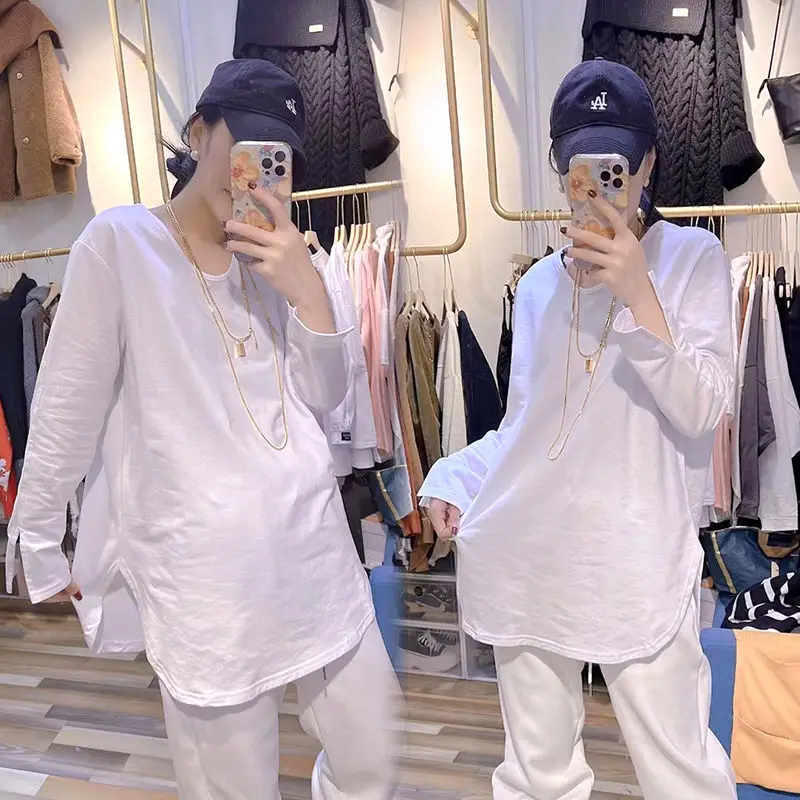 

Oversized new women's split white versatile round-neck loose and simple long-sleeved T-shirt