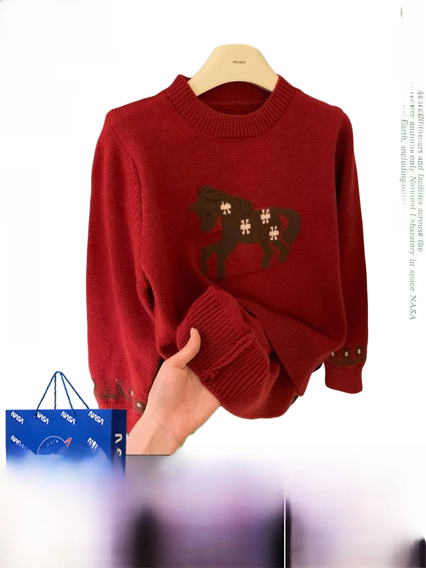 

Красный вязаный свитер с новогодним мультяшным принтом, свободный крой, круглый вырез, женский топ в корейском стиле, с длинными рукавами, из полиэстера