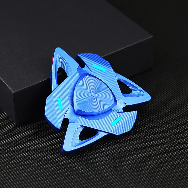 Luminous Shark Fidget Spinner Metal EDC zabawka antystresowa bączek żyroskop świecący uwaga i stężenie i lęk