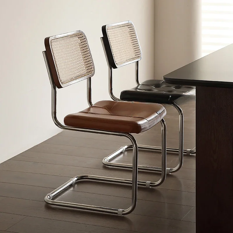 Minimalist โลหะเก้าอี้รับประทานอาหารสีดําคลาสสิกราคาถูกออกแบบเก้าอี้รับประทานอาหารห้องครัว Sedie Sala Da Pranzo บ้านเฟอร์นิเจอร์